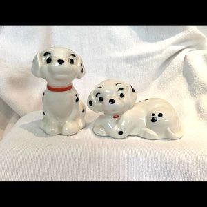 Disney 101 Dalmatians salt pepper set & figurines